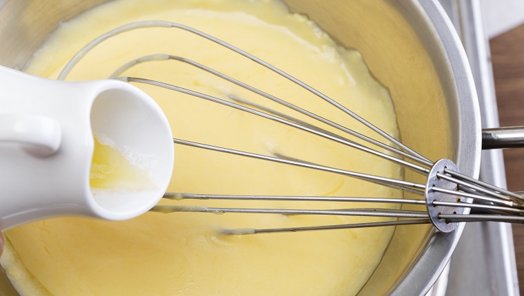 hollandaise sauce cooking process