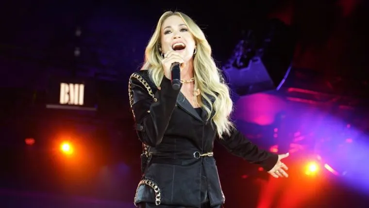 Carrie Underwood Adopts Rescue Puppy While on Tour in North Carolina