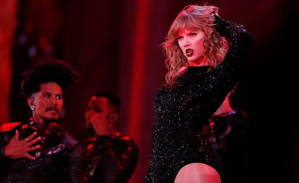 Taylor Swift performs at Optus Stadium on October 19, 2018