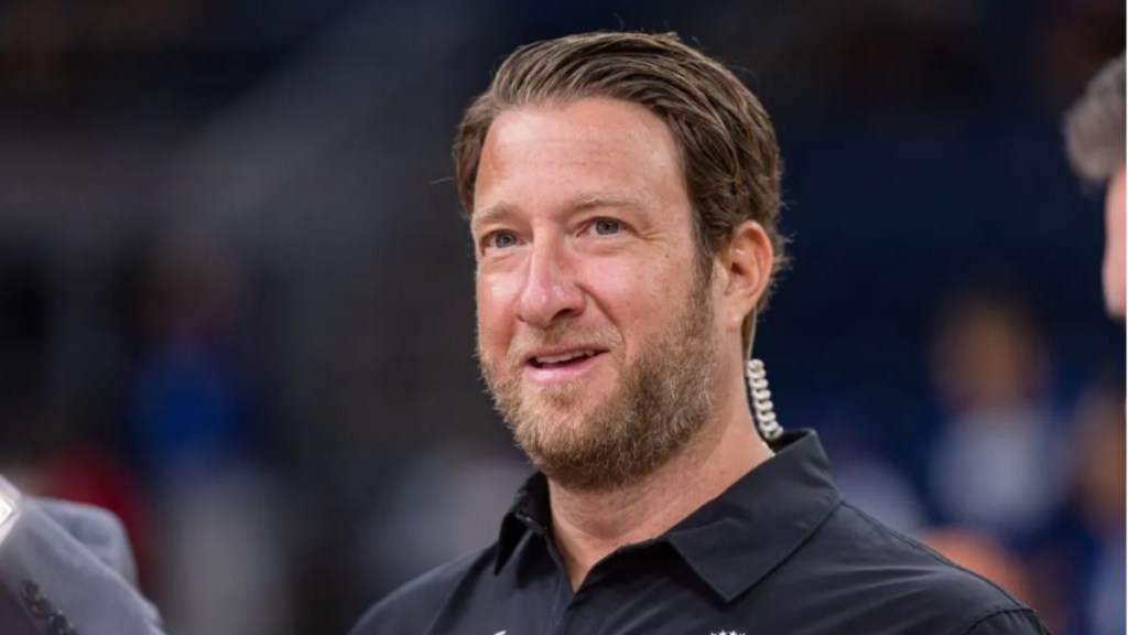 Barstool Founder Dave Portnoy at a game arena, Dave Portnoy recently adopted a dog from an Atlanta-based animal shelter
