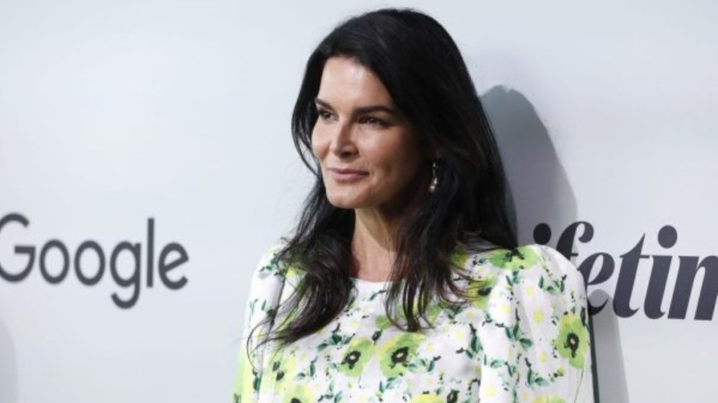 Angie Harmon attends Variety's 2022 Power Of Women at The Glasshouse on May 05, 2022 in New York City.