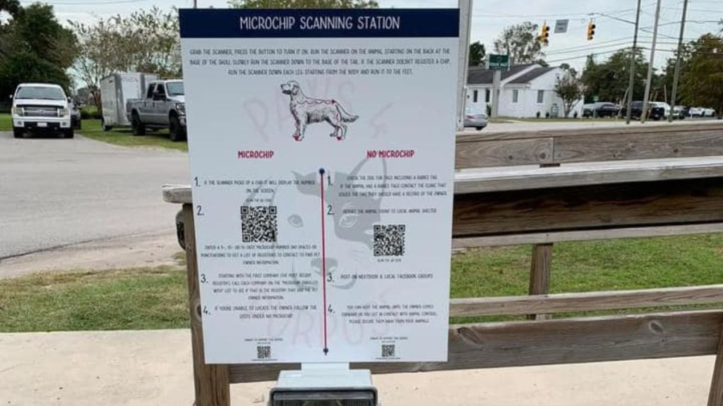 Paws 4 Purpose's new Microchip Scanning Station in Swansboro, North Carolina.